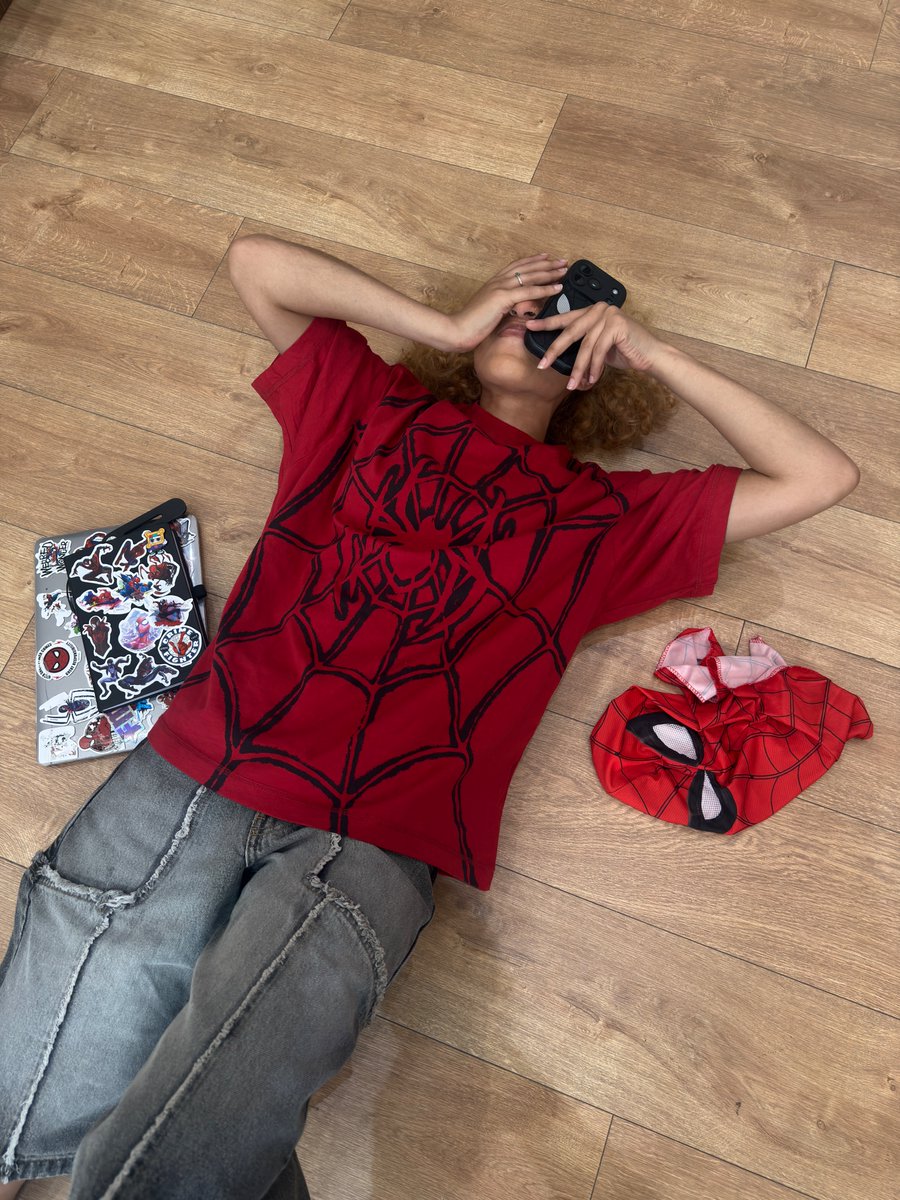 CaminoTV's tweet photo. Spiderman sort dans quelques semaines on va tous débarquer avec un tee haha

le + stylé https://t.co/no2nDttYLQ 20€
le + bg https://t.co/QFhVLJNzAe 20€
le + crop https://t.co/FrgGVcDU43 40€
le + rayé https://t.co/BWq3wp047n 20€
le noir crop https://t.co/2PrKo98WLw 18€
le + girly https://t.co/NuTyXX0NfS 18€