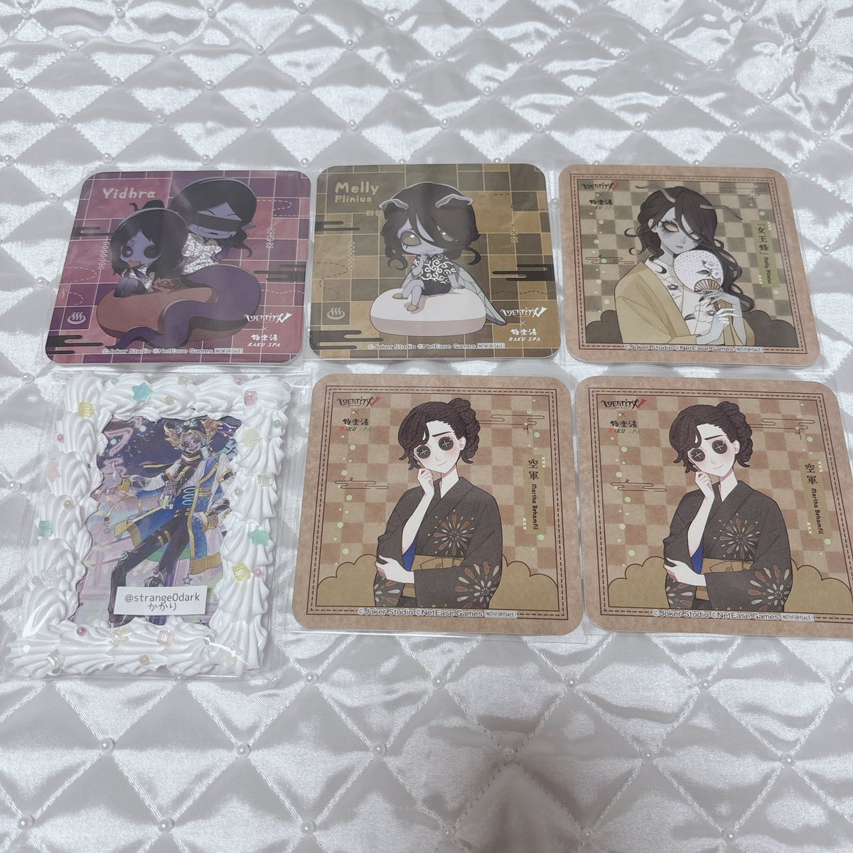 strange0dark's tweet photo. 第五人格 Identity V 極楽湯 コラボ 缶バッジ チケット風カード コースター 特典 交換 譲渡

求▶︎同種/異種フラバルーor定価➕送料
譲▶︎画像のもの

異種はなんでも検討いたします。大阪での手渡しもしくは郵送。
よろしくお願いいたします＊ https://t.co/EHVYcBhSU7