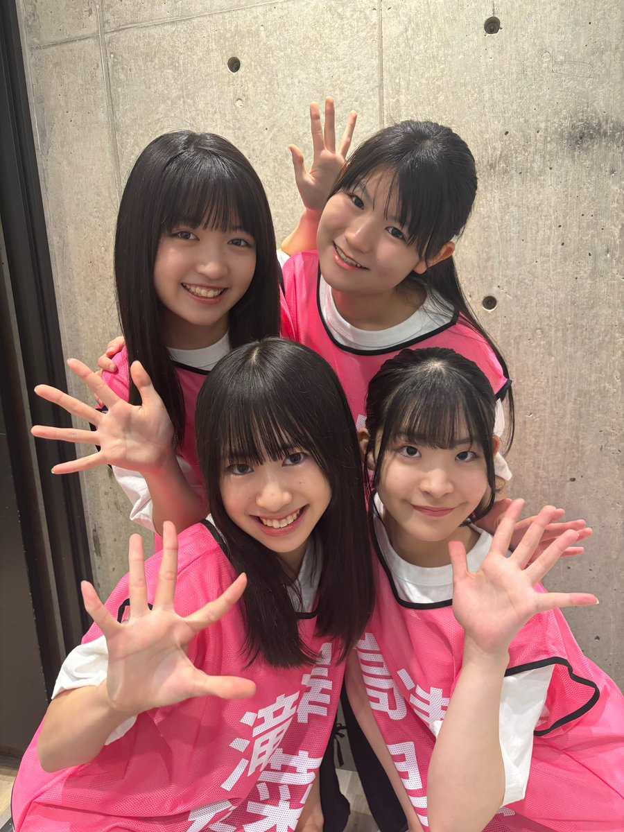 harecham_ tweet picture