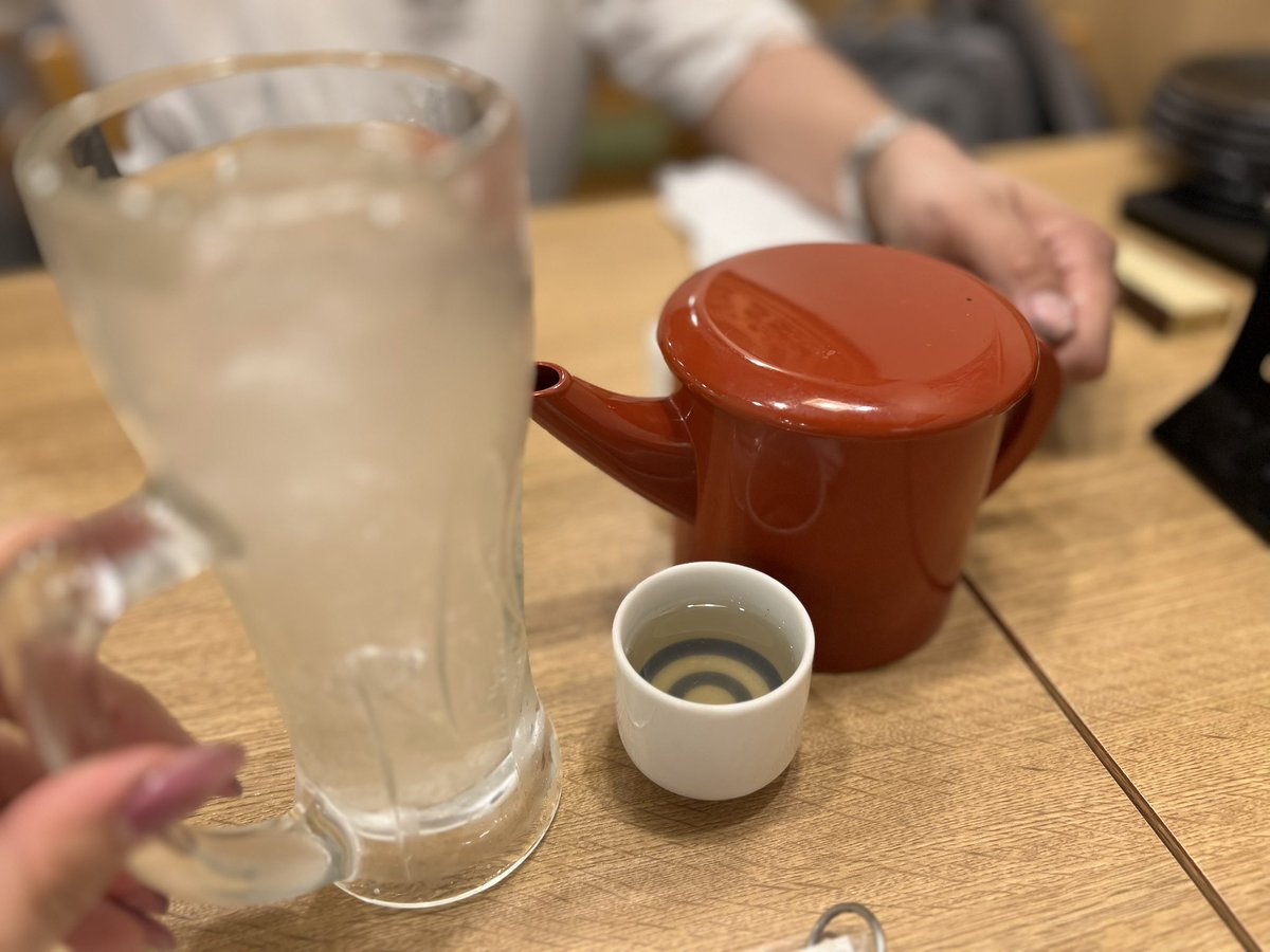 epopgp's tweet photo. 土曜に風邪移されてから酒控えてたけどもう飲む
まだ声カッスカスだけど https://t.co/lSIHB7Mxjy