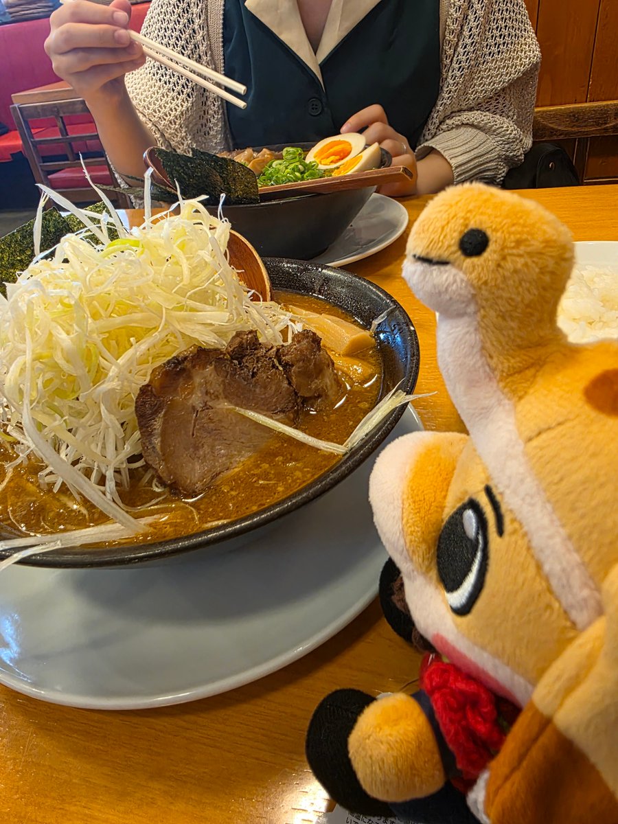 TAKA135353's tweet photo. ハーマー&amp;ドリー暑いため塩分補給をする
信州味噌ラーメンを食す
#いわきFC
#長野キャンプレポートこれにてfin https://t.co/ojSPOatPrO