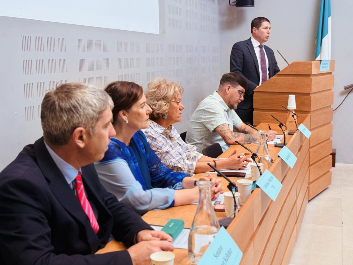 OireachtasNews's tweet photo. The Joint Committee on Justice, Home Affairs and Migration chaired by Deputy @mattcarthy has today published its Report on Tackling Domestic and Gender-Based Violence. #SeeForYourself
Press release: https://t.co/o3NgtViMoo
Report: https://t.co/o3NgtViMoo https://t.co/jNId3lM5Zt