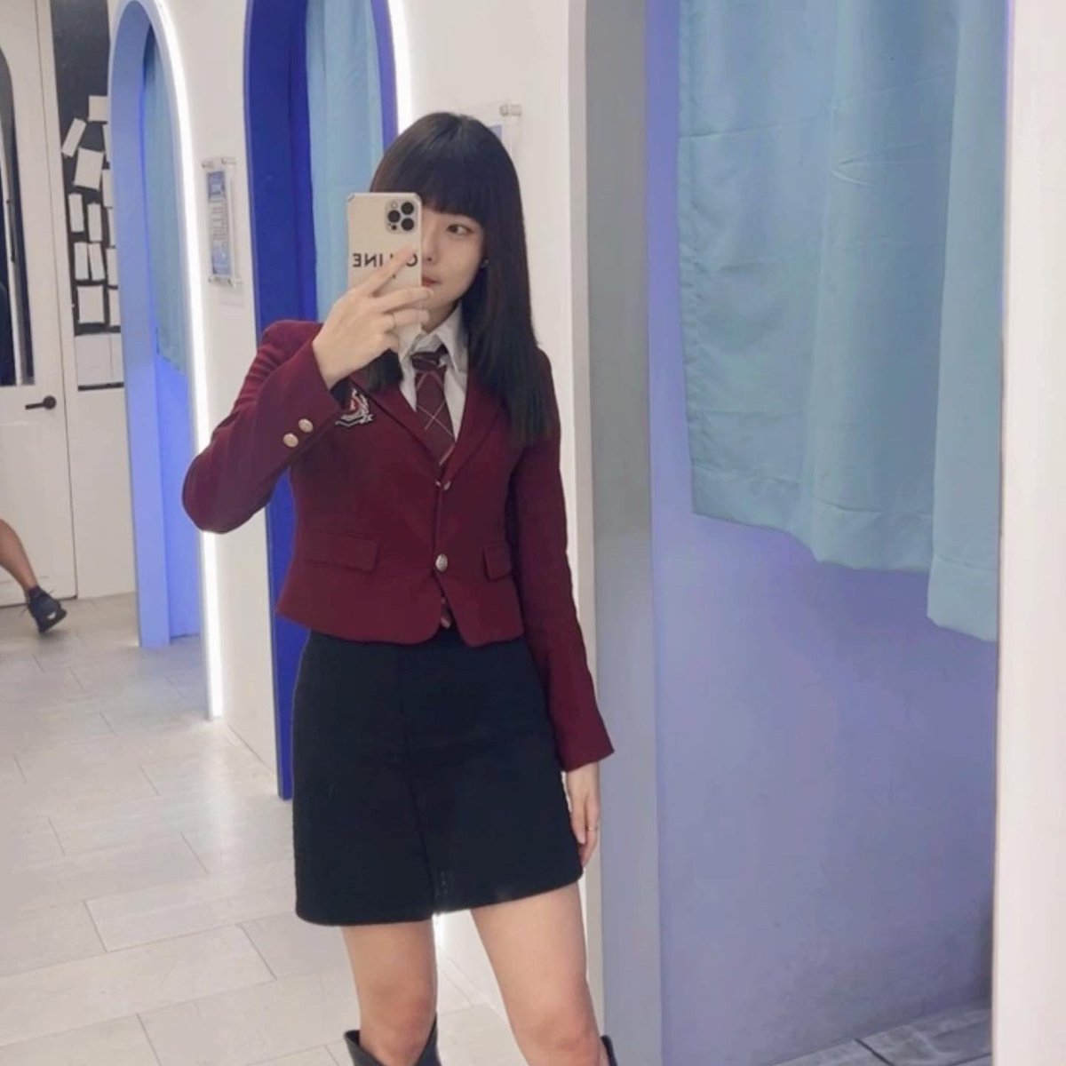 ValenBenavides's tweet photo. 你們比較喜歡日本制服還是韓國制服～？
#私訊照片 #找男 #竹北約 https://t.co/BjksBrZWx4