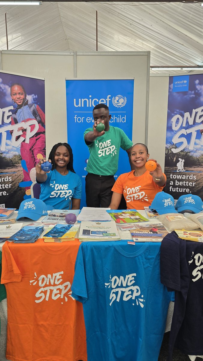 UNICEFZIMBABWE's tweet photo. "We must invest in children because they are partners in shaping the future."
At the National Child Protection Conference, Edgar Moyo, @mpslswzim , reflected on his engagement with the Junior Parliament, emphasising that young people must be part of decisions that affect them https://t.co/3Cst1dqhGh