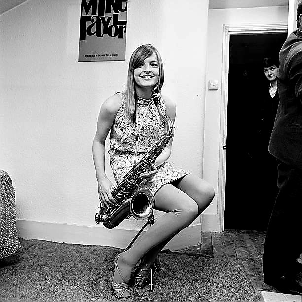 F3hvu6kKTYXcOAF's tweet photo. Those who are unable to notice happiness in the present are also unable to notice happiness in the future.
#BarbaraThompson
#RIP
Barbara Thompson's Paraphernalia Live '05 feat. #JonHiseman
https://t.co/3Lq9Ld0vEL…
Sax Rap
https://t.co/mGqmKFWiVB… https://t.co/EUm2AwPuWb