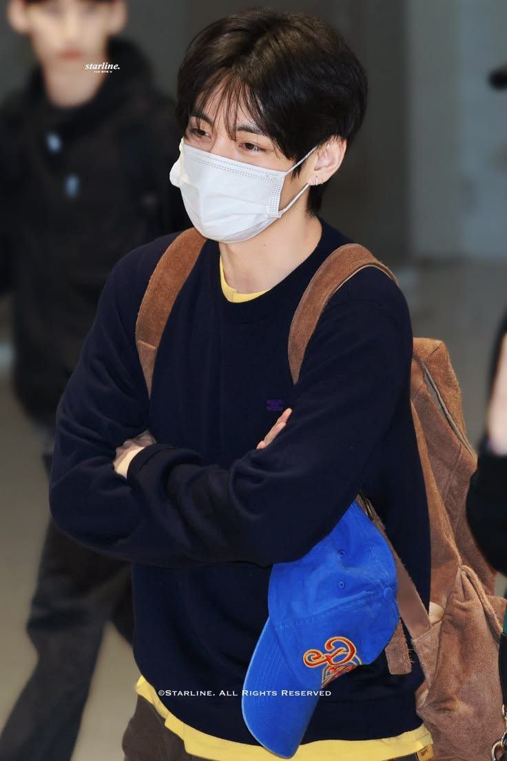 secondchoizze's tweet photo. Bandara Soekarno-Hatta 

Otw Belanda, kondangan ke nikahan @dlirectur sama @balanpce sekalian liburan wkwk

@kiimjenie @mingxsvt @vtaeby https://t.co/8UTTdBj74y