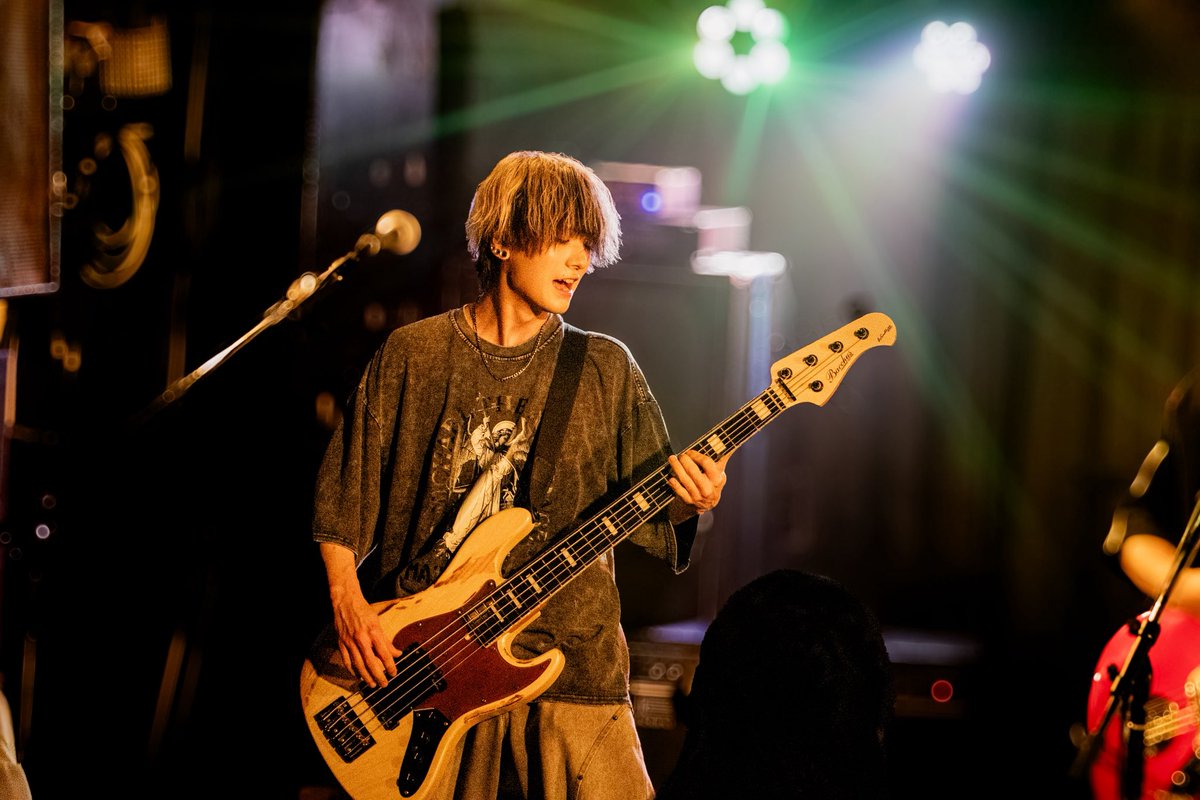lilachazy_info's tweet photo. 【🔥Live Photo🔥】

2026.07.08(水)
下北沢近松9周年公演
「つなぐ、つながる」

現体制になって3ヶ月、出せるもの全部出せたと思ってます！
近松を選ぶ理由も、近松に選んでもらえる理由も、ライブで見せることができた日でした。
ドラマはまだ始まったばかり！
まだまだここから、作っていこうぜ https://t.co/dViPeEzmcb