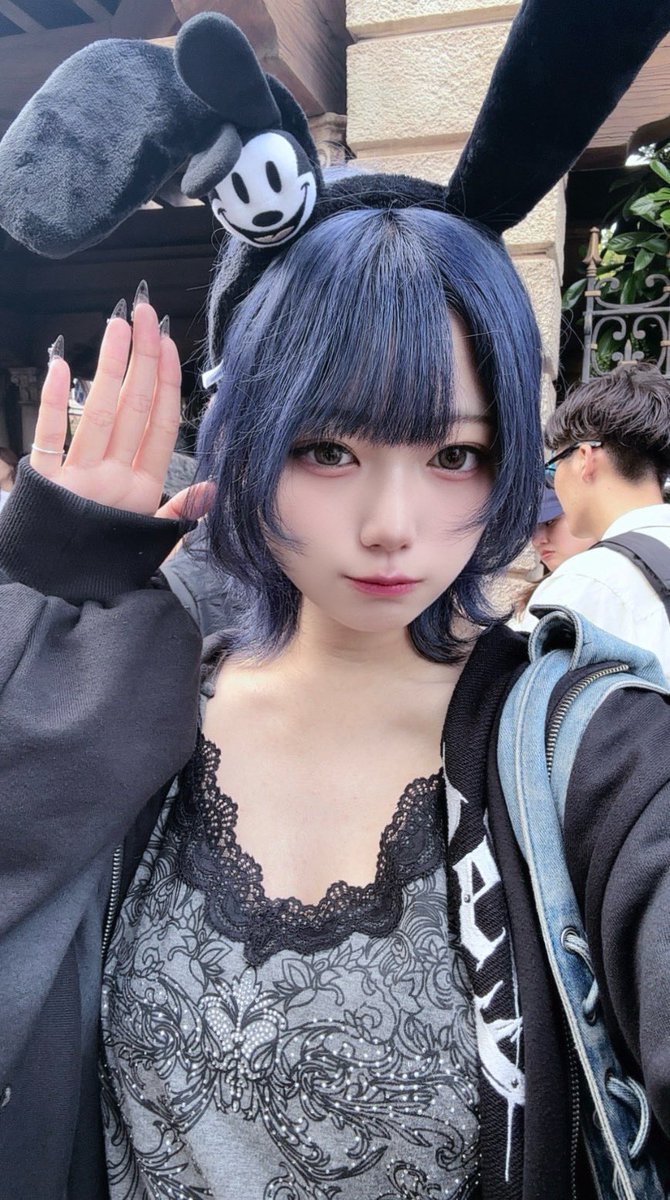 75_o07's tweet photo. @na__n321 歌舞伎町の猫コンセプトのコンカフェ
《吾輩は猫である》でお給仕している“よる”と申します！

初回セット料金¥1000+キャスドリ1杯必須の最低¥2400~ご案内をさせて頂いております

🚬吸えて🎤も歌い放題です！
よるさんと沢山お話しませんか( ；꒳​； )
今月生誕なのでおめでとう言いに来て下さい😭 https://t.co/Met20ONiAD