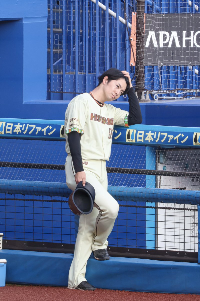 nemukosuru's tweet photo. 今まで気づかないふりを続けてたのですが、もしかして谷内コーチってとても男前な方ですか、、？ https://t.co/h06PF9r3Z6