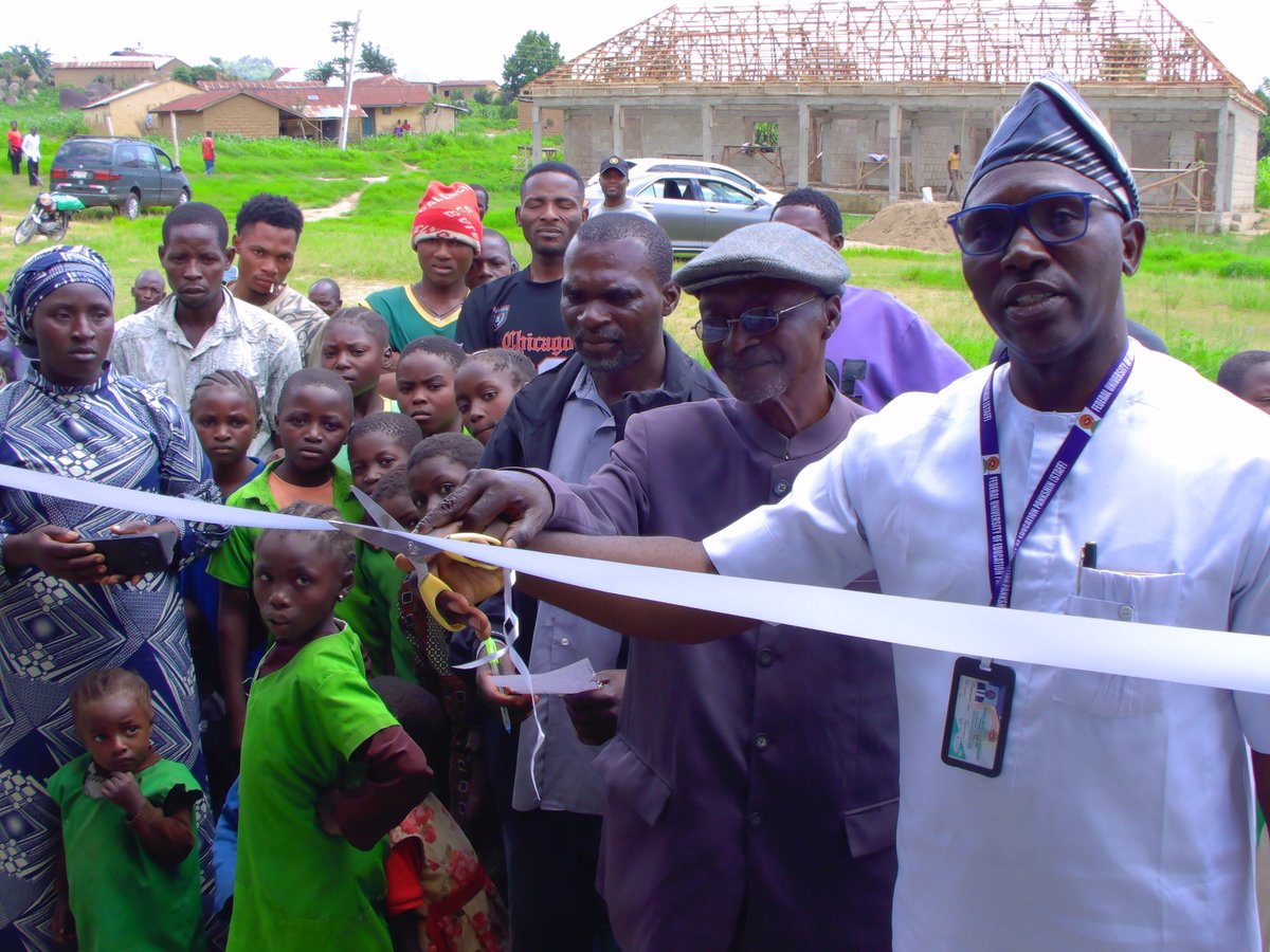 gdef_ng's tweet photo. A week of impact. A future of possibilities.
We commissioned a renovated classroom block at LEA Primary School Jiblik, and we also donated instructional and learning materials to over 200 pupils at  LEA Primary School Jiblik and RCM Primary School Abwor-Dyis.
#stemeducation #GDEF https://t.co/V5sQZYjGfH