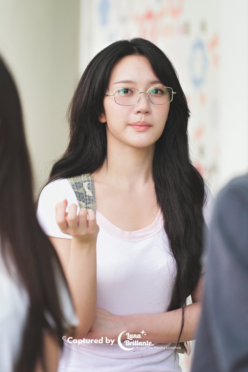 LunaBrillante_9's tweet photo. Sampai dengan selamat🫶🏻

260709— @L_MarshaJKT48, Bandara Soekarno Hatta.
#Lunabrillante9 #MarshaJKT48 #マーシャレナテア https://t.co/AUIvoIOOsy