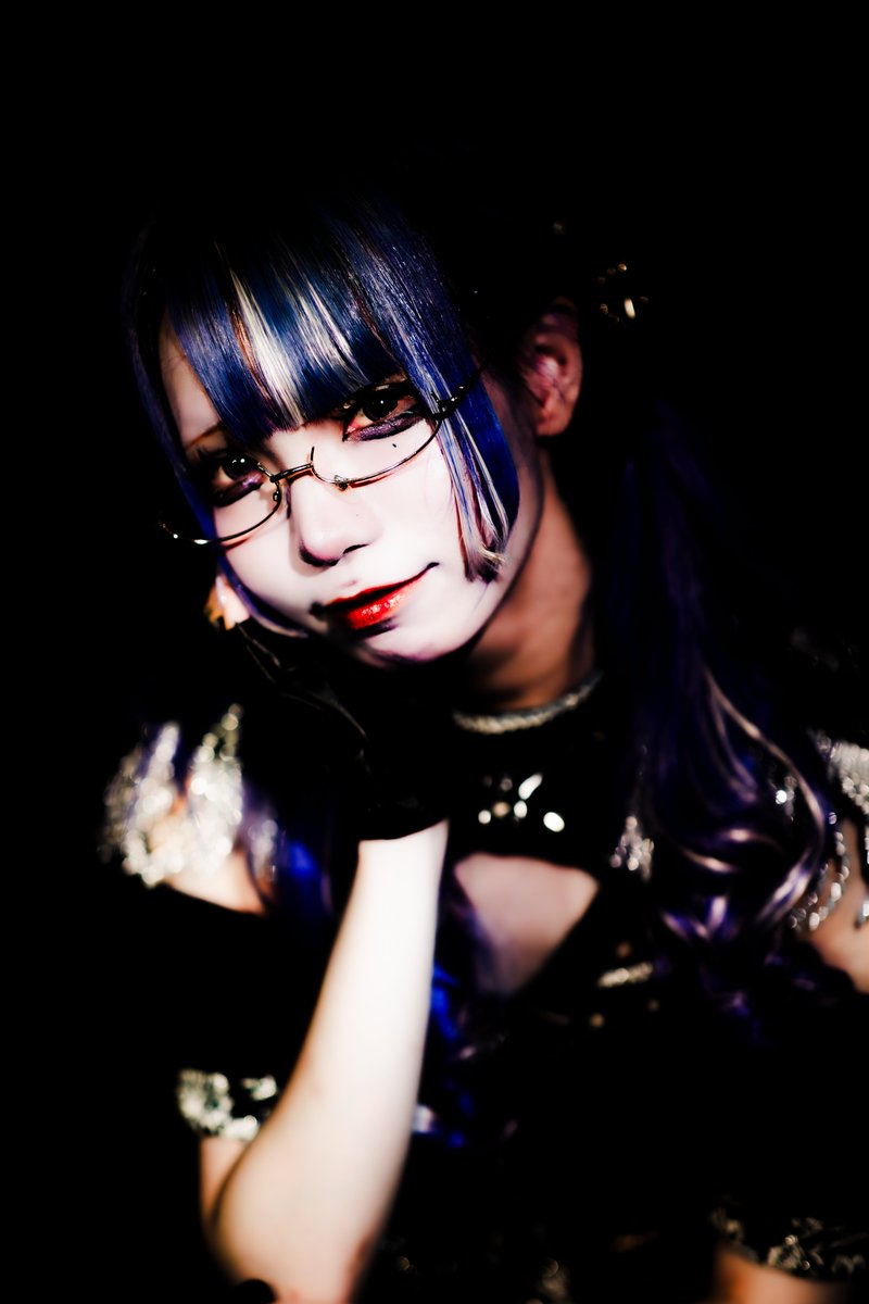 rin_otokodesu's tweet photo. 白黒アリス        
銃痕リリス
@SKAlice_lilith
#あくまでリリスちゃん https://t.co/Zimz3kBJho
