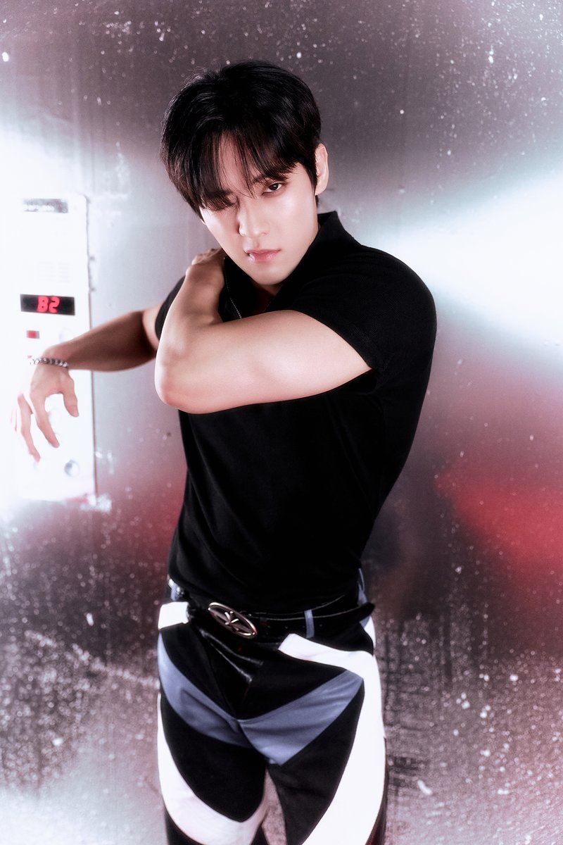 BTOBCOMPANY's tweet photo. #HUTA SINGLE ALBUM
[#TEMPERATURE]

No Limits. Just Spicy.

#비투비 #BTOB
#이민혁 #LEEMINHYUK
#Icy_Spicy #아이시앤스파이시 https://t.co/KlOMjDhy8k