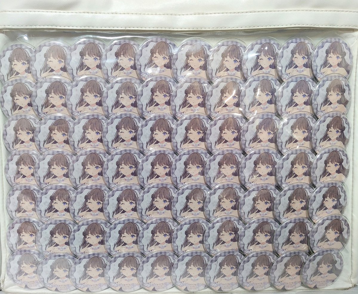 furusatov's tweet photo. ハナ咲けばユメ駆ける、今、過去、未来の三原色のA3痛バ、ベルーナまでに無事に完成しました！

蓮ノ空と共に歩んできたこの3年間への感謝でいっぱいです！
みんなが花咲く場所で、最高の思い出を作ります！！🪷 

めぐちゃん愛してるよ！！！🤍🤍🤍
＃めぐちゃんへのらぶれたあ
#蓮ノ空痛バ部 https://t.co/fQUTxtoBRe