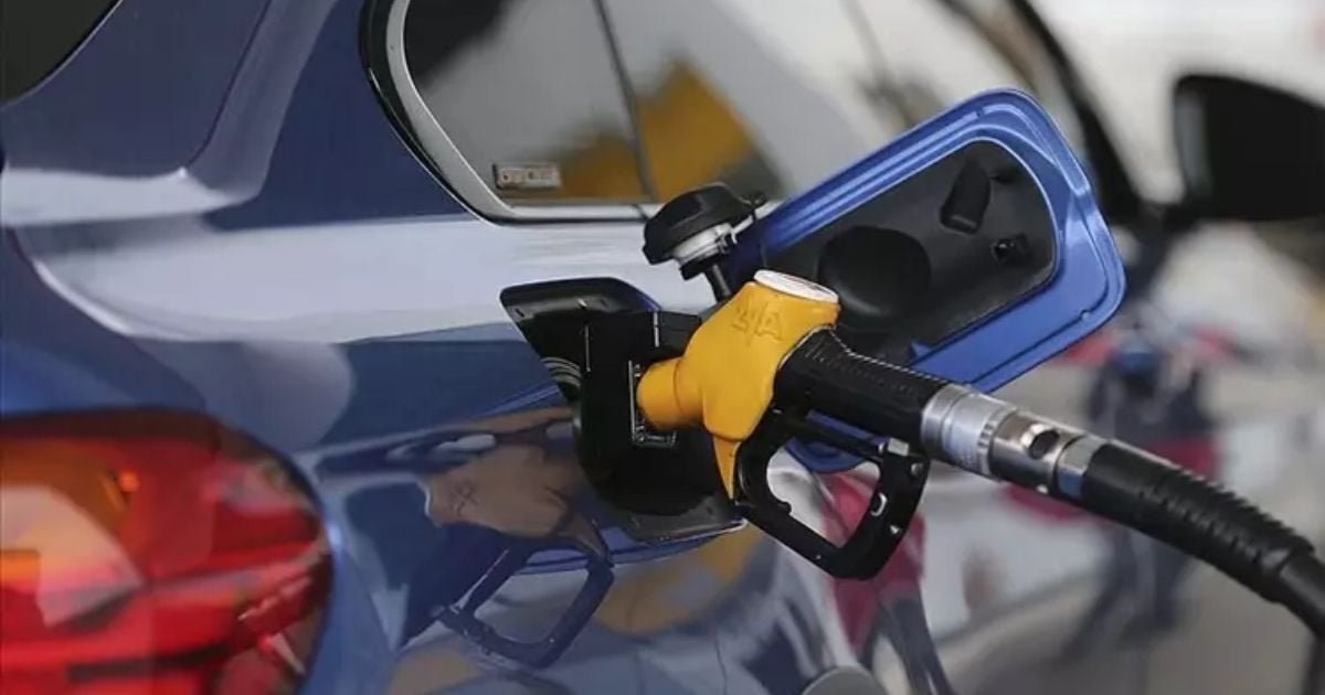 PiyasaTturkiye's tweet photo. ⛽ Hafta başından bu yana 2,07 TL zam gelen motorine bu gece 3,08 TL daha zam gelmesi bekleniyor.

📍Motorine bir haftada 5,15 TL zam gelmiş olacak. https://t.co/uBpXIuXc8L