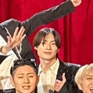2ol2k's tweet photo. サラストセンター分け似合っててかわいい🥰 https://t.co/yzdmRhgiwn