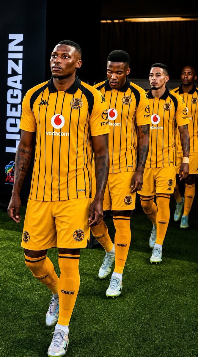 Mrskillmonger1's tweet photo. Kaapa doesn’t take us serious 😓😏I can design a better jersey with AI 😏😏😏 https://t.co/KO9777qQl4