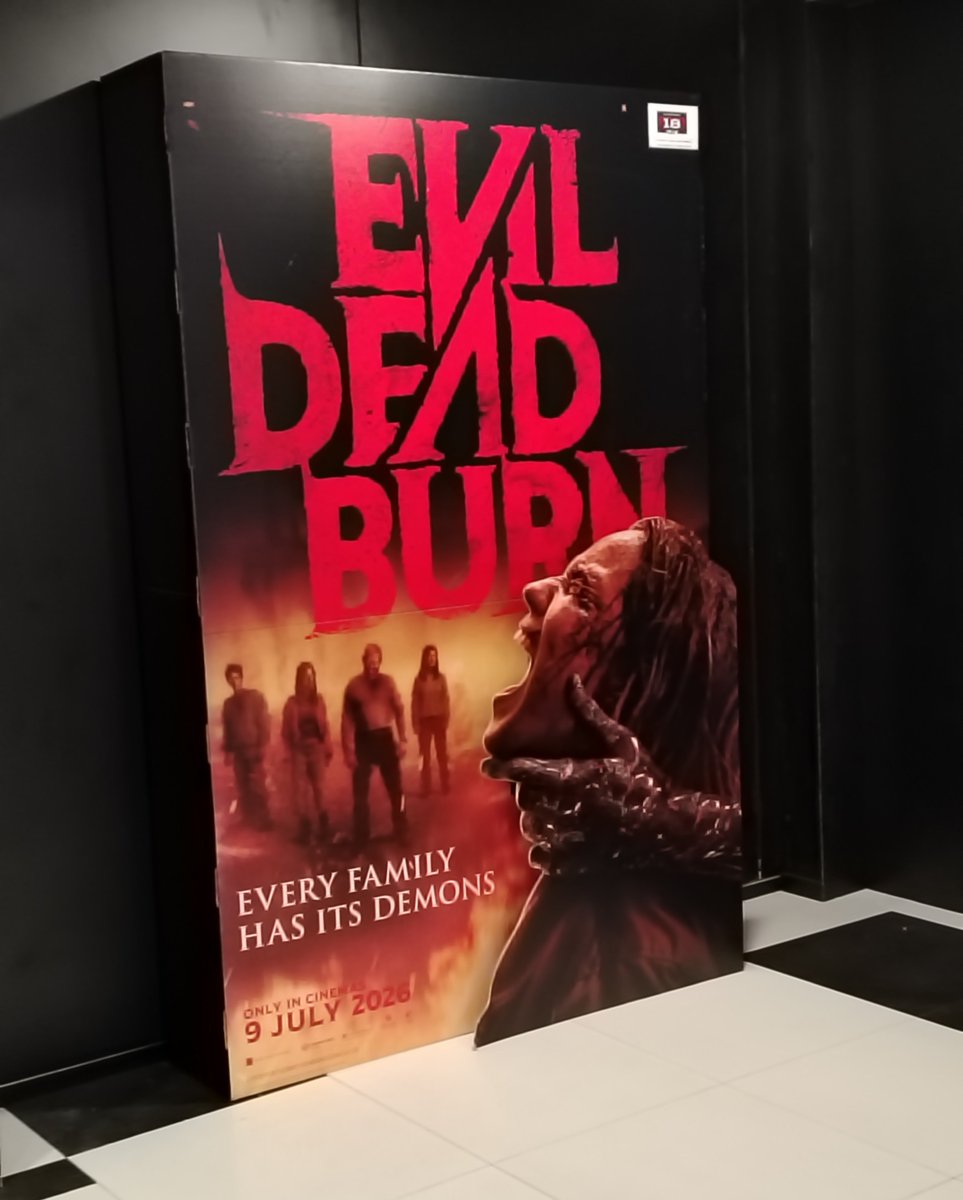 takerughost26's tweet photo. #EvilDeadBurn Absolutely enjoyable 😁 love it 👍🏻 https://t.co/g8TAoceIgf