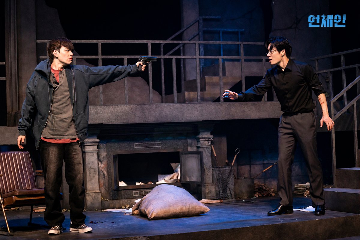 kontentz's tweet photo. [#언체인] 공연 사진 페어컷 공개⛓️

연극 <언체인>
𝑼𝑵𝑪𝑯𝑨𝑰𝑵

⛓️ 𝙼𝚊𝚛𝚔 마크 ⛓️ #최호승
⛓️ 𝚂𝚒𝚗𝚐𝚎𝚛 싱어⛓️ #박정혁

-
2026.06.16 - 09.06
예스24 스테이지 2관 https://t.co/GaZRXIWRta