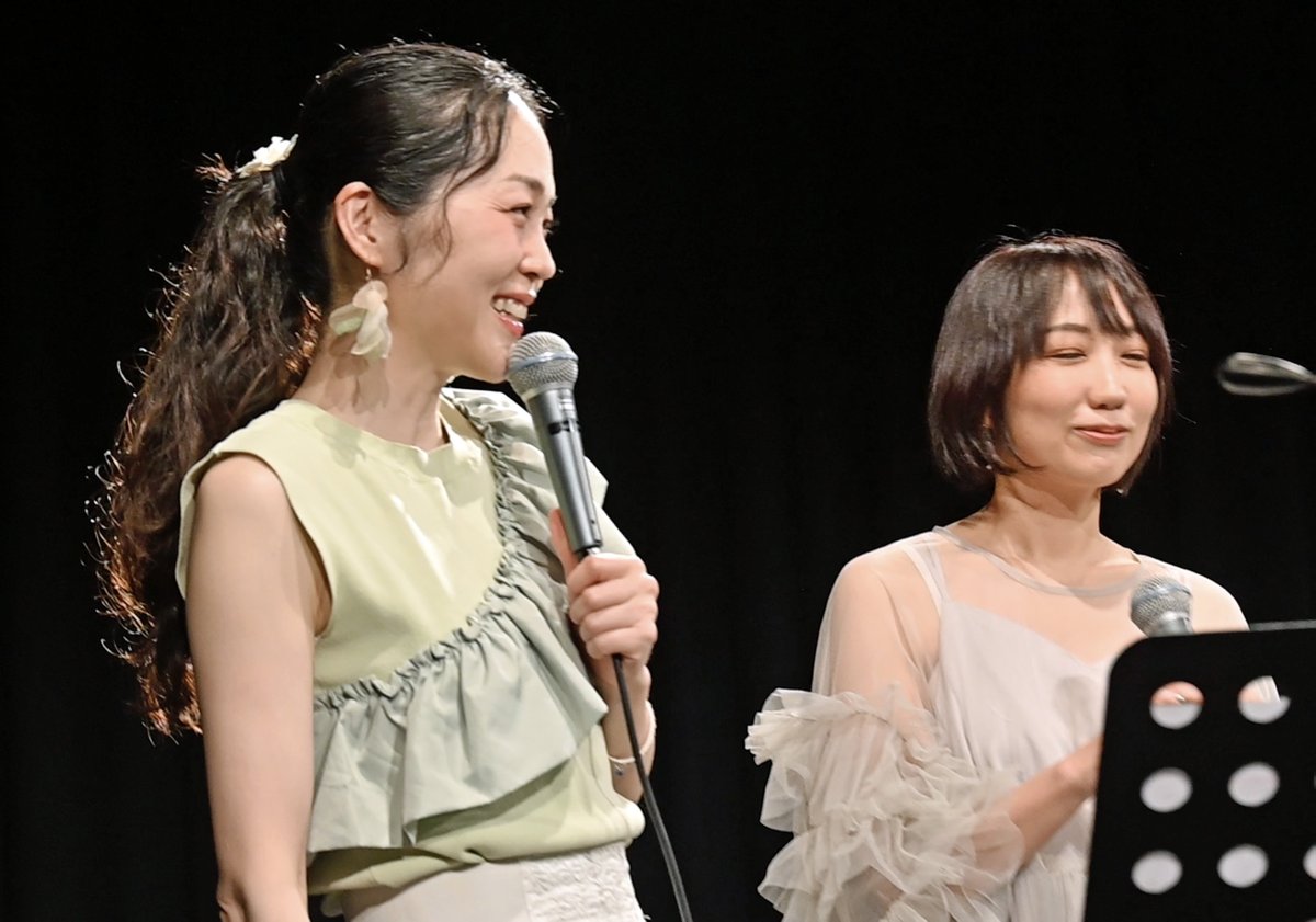 tyaotani's tweet photo. 7/4 Yokohama mint hallで開催された鹿野レイさん企画のライブ。 最後は出演者全員でのコラボです。
その中から、上野まなさん。
#上野まな https://t.co/0OipdX7DYm