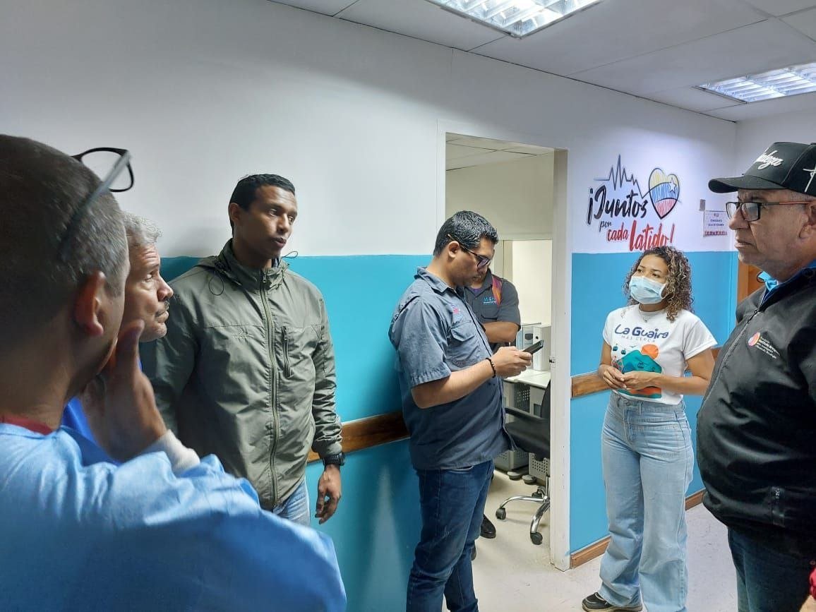 Gabrielasjr's tweet photo. @delcyrodriguezv Estamos, juntos, construyendo el renacer de una Venezuela más fuerte, resiliente y llena de esperanza. ¡El trabajo no se detiene! 
#CienciaParaLaVida https://t.co/GXLqh6Kl7f