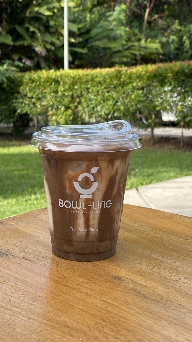 bowllingfruit's tweet photo. ada yang udah nyobain Cappucino Breeze?👋🏻 https://t.co/m4fqoAG1ZL
