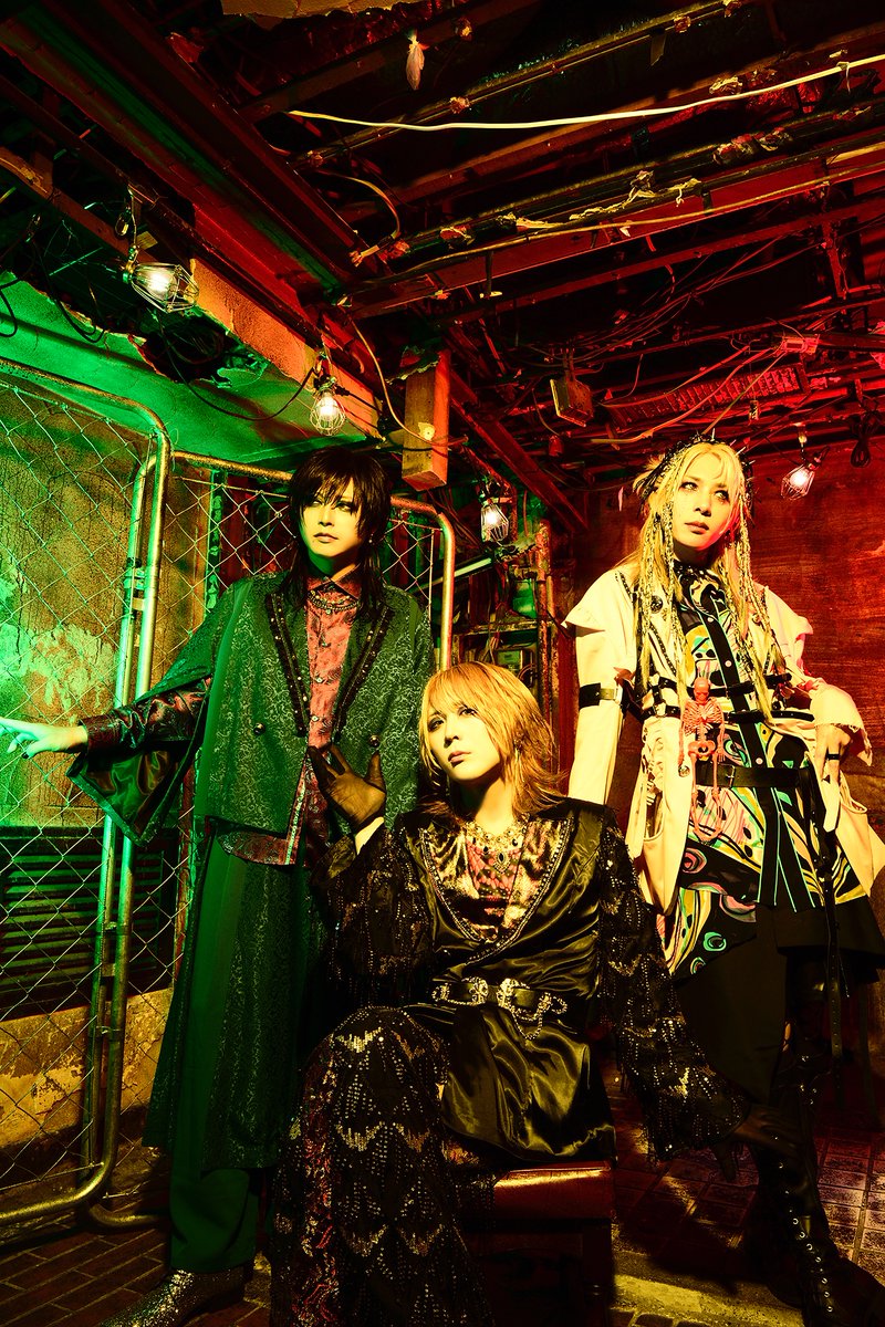 GOTCHAROCKA's tweet photo. 💿リリース情報💿

GOTCHAROCKA
New Single
「睡 / 劇」
2026.08.05 wed Release!!

8/5(水)より各サブスクリプションにてデジタル配信開始‼️

■TYPE-A(CD＋DVD)
【CD】
睡 / 劇
【DVD】
睡(Music video)

GOD CHILD RECORDS / GCR-291 / ¥2,750-(tax in)
トレカランダム1枚封入(TYPE-A&TYPE-B同絵柄全4種)

■TYPE-B(CD)
【CD】
睡 / 劇 / 睡 (Jui-oyasumi-ver.) / 劇 (Jui-OOS-ver.)

GOD CHILD RECORDS / GCR-292 / ¥2,200-(tax in)
トレカランダム1枚封入(TYPE-A&TYPE-B同絵柄全4種)
