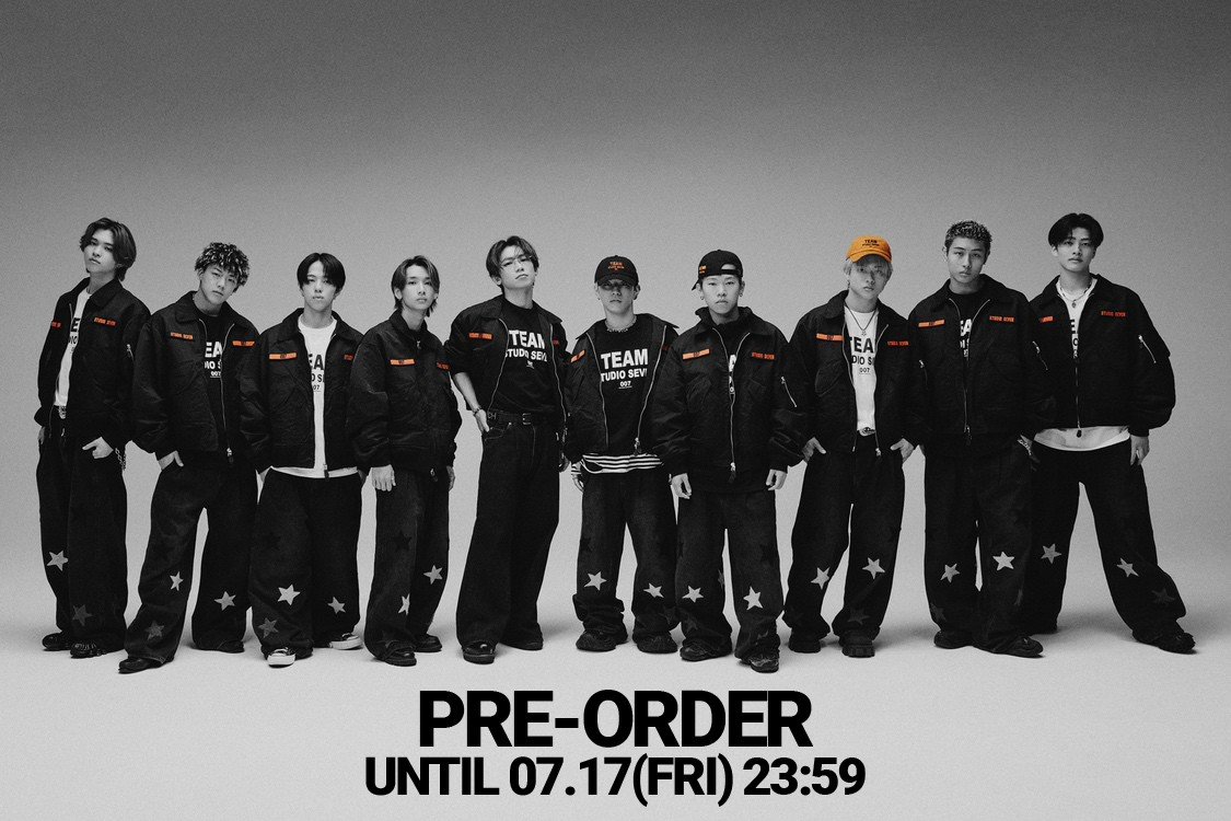 _STUDIOSEVEN's tweet photo. PRE-ORDER｜Special 7th Day ⚠️

STUDIO SEVEN ONLINE STORE
07.10 (FRI) 19:00 - 07.17 (FRI) 23:59

Director @Naoto_EX_3JSB_  #NAOTO
Featuring @ldh_scream #LDHSCREAM
來夢 / RYU-SEI / 笑大郎 / 京太朗 / LION / Ryunosuke / SHUNNOSUKE / 武蔵 / 空

#STUDIOSEVEN
#The7thDay
#TEAMSTUDIOSEVEN https://t.co/5qJV4gQH9Q