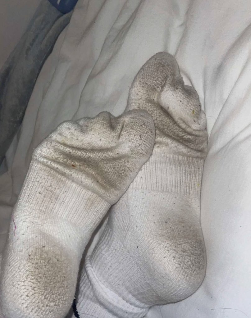 Goddesselas2002's tweet photo. Are dirty socks your weakness? 

Findom footfetish feetfetish cei joi sph cbt https://t.co/cFXdBSUmGW
