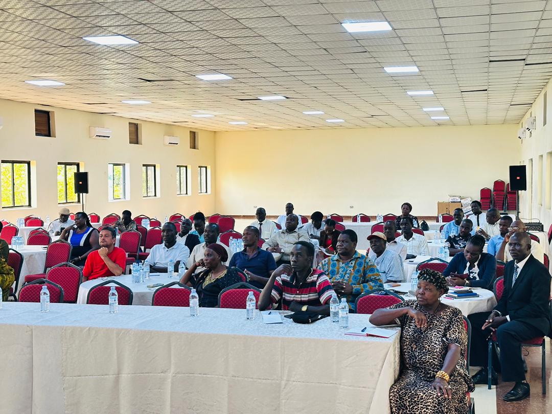 GuluCityCouncil's tweet photo. Landlords along Gulu City's main streets have welcomed the City's proposal to transform underutilized backstreets into vibrant commercial corridors. The redevelopment will create business spaces, improve sanitation and increase the value of properties in the CBD. #GuluCity https://t.co/zMJI6VElFC