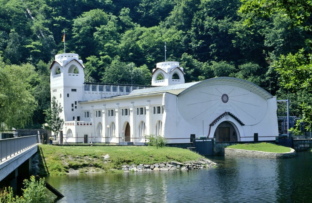NouveauDeco's tweet photo. Jugendstil hydroelectric power station, built in 1905 in Heimbach, Germany. Designed by architect Georg Frentzen (1854–1923), the power station is still in operation.

Pics: Andreas Lechtape https://t.co/lcSs5obeFn