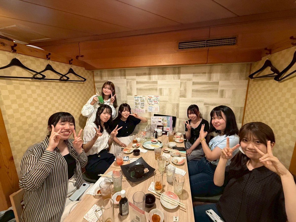 Gakushuin_aiki's tweet photo. 前期納会を行いました！
普段話す機会の少ない部員同士も交流することができ、合宿に向けて仲を深められたのではないでしょうか！ https://t.co/1Zfaa2YbnK