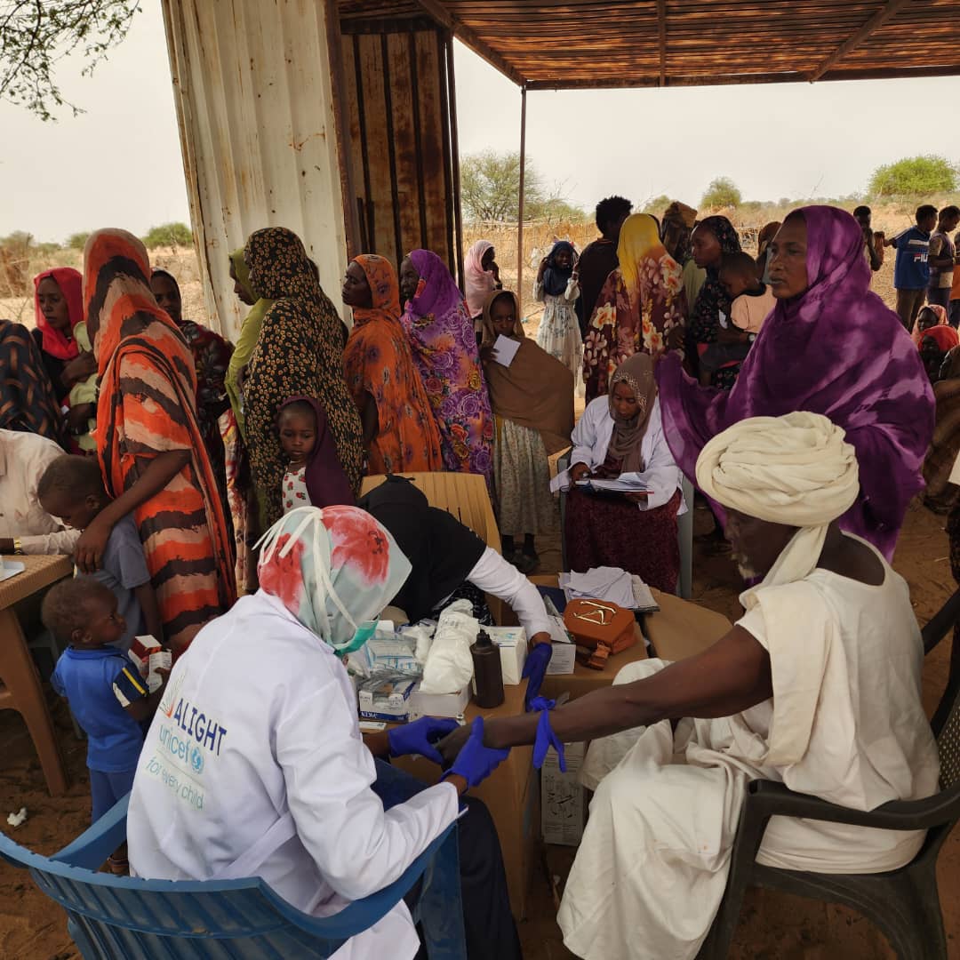 AlightSudan's tweet photo. 🚚 Mobile Health and Nutrition Clinic in Belil, South Darfur - In cooperation with the SMoH &amp; supported by the @UNICEFSudan SHARE Project, Alight deployed a vital mobile clinic to deliver life-saving health and nutrition services directly to an underserved, remote community 🌟 https://t.co/On5aazN7Jj