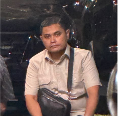 CocoteDemit's tweet photo. Bayangin mereka ke polda metro jaya malam-malam, mau ngambil barang bukti? https://t.co/8LjIjOIkPV