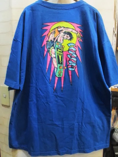 MADSECTION's tweet photo. 古着新入荷！

SANTACRUZ (サンタクルーズ)　HOSOI Tシャツ

2XLサイズ

https://t.co/pn6vzkutay
↑ご注文はこちら

＃SANTACRUZ
＃サンタクルーズ
＃HOSOI
＃Tシャツ
＃古着 https://t.co/H8MxtOvkg7