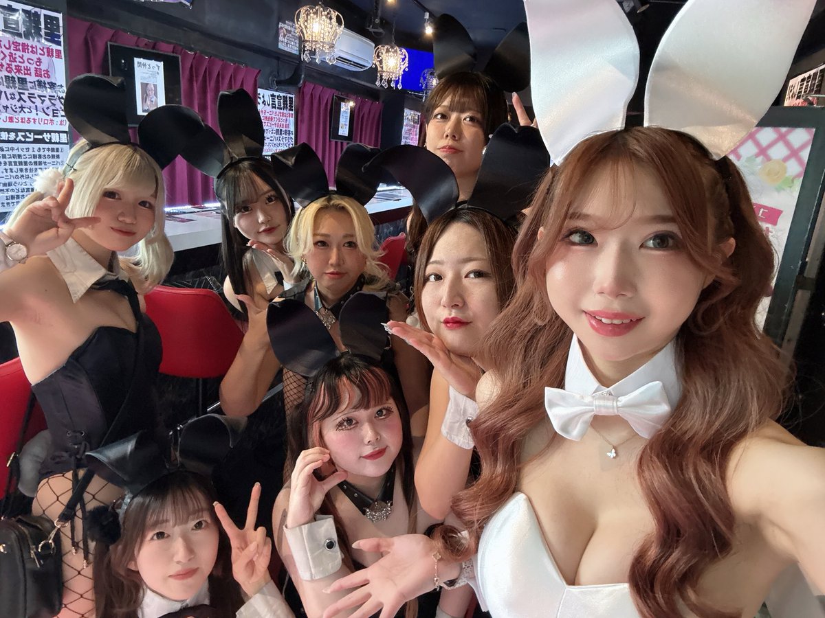 ちっくぱにっくさんの白バニーは珍しいですね。 もちろんJ-バニーブランド