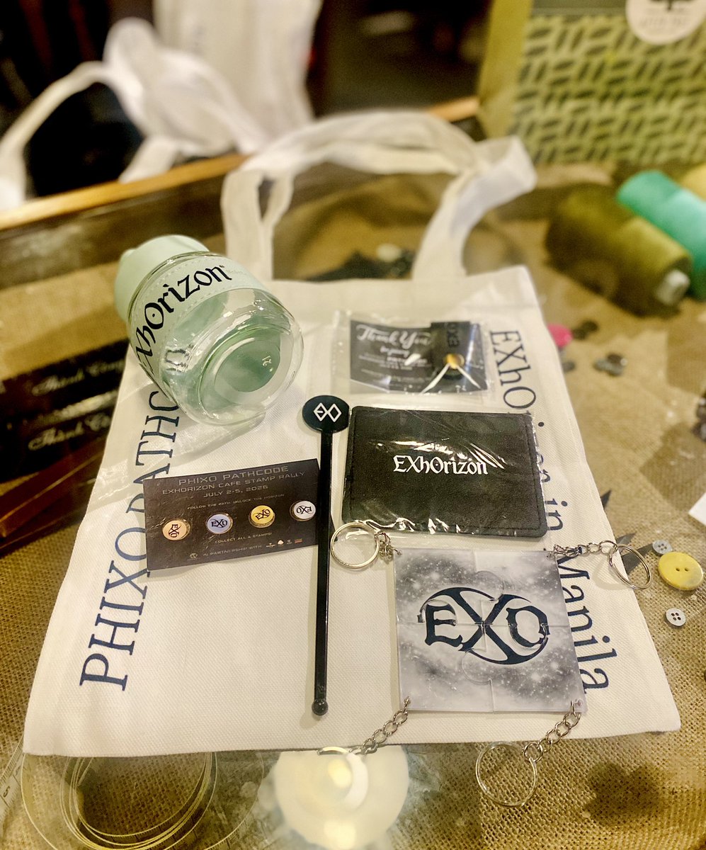 Bunnyeow00's tweet photo. I forgot haha somewhere along the way nabusy ang oat na ito!
Thank you, @EXOParallelPH !
Challenge Completed ❤️🔥
✅Auro Chocolate Café
✅After Tree Dessert Café
✅Kenangan Coffee
✅Cong Caphe PH
#PhixoPathcode #ExhorizonMNLStampRally #Exhorizon_in_MANILA https://t.co/DCy6PtzCWE