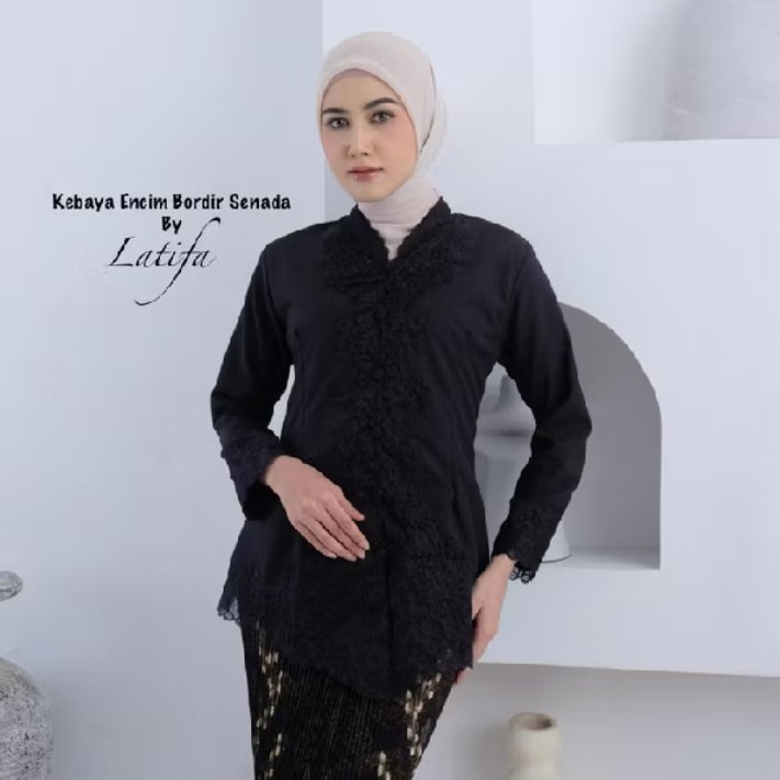rizbiii's tweet photo. @jejeluvie Aku pakai ini kak, yg warna item
https://t.co/tQUDEQvH6b https://t.co/10hzS3qMOH