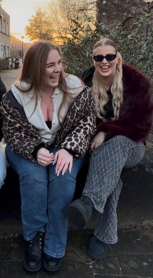 relizzfindom tweet picture