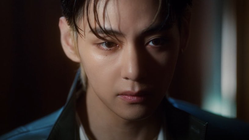euphorikth's tweet photo. everything about him is absolutely stunning https://t.co/95vHiyWfI4