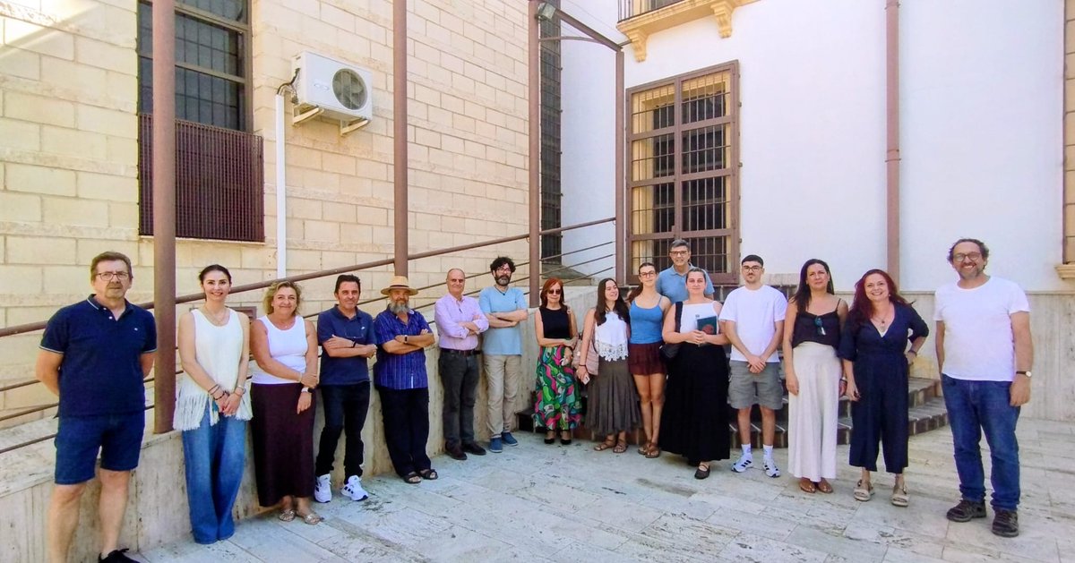 JuderialorcaUM's tweet photo. Clausura del X Curso de Arqueología Medieval de Sefarad 💬📚
El tercer día de curso se realizaron talleres y conferencias sobre la sinagoga de Utrera, el ladino, arqueología en Águilas y la cultura material del Museo Arqueológico de Lorca (MUAL).
¡Gracias a todos y todas! https://t.co/7wLW3QUpsr