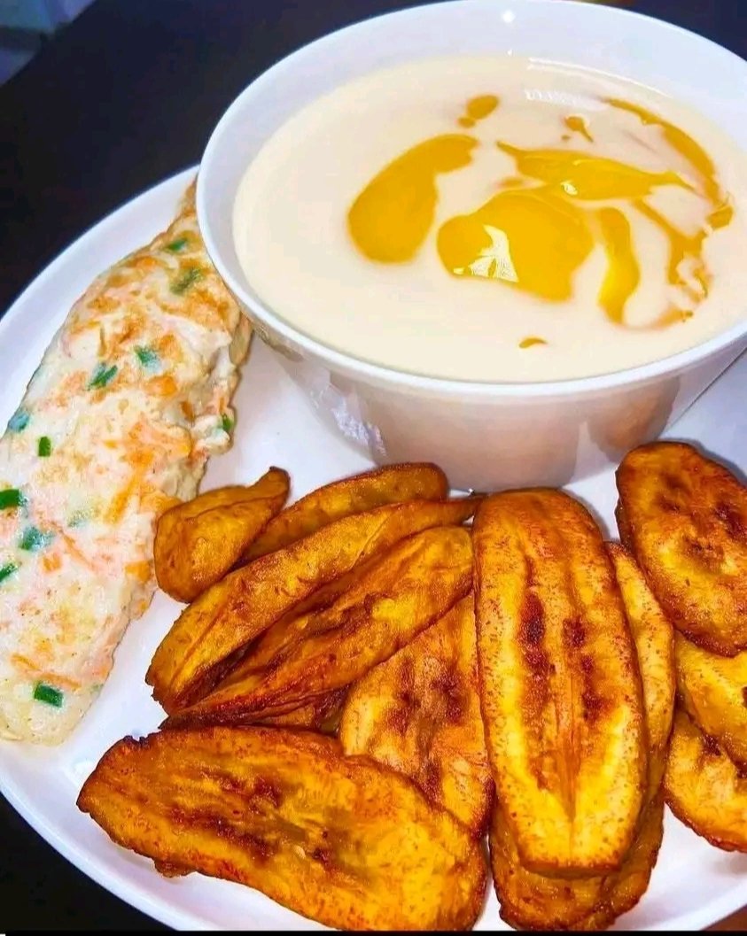 FidelisNnenna's tweet photo. Rate this breakfast from 1–10. 😋👇 https://t.co/mfPUeVpD5t