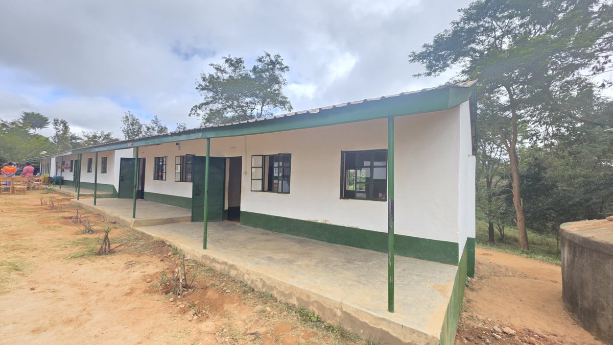 kituicentralcdf's tweet photo. Wanzua primary school block of classrooms renovated by Kitui Central NG-CDF at a cost of Ksh.2.2M in Kyangwithya East Ward. Handed over to community on 8th July 2026. https://t.co/JqaogcUWaV