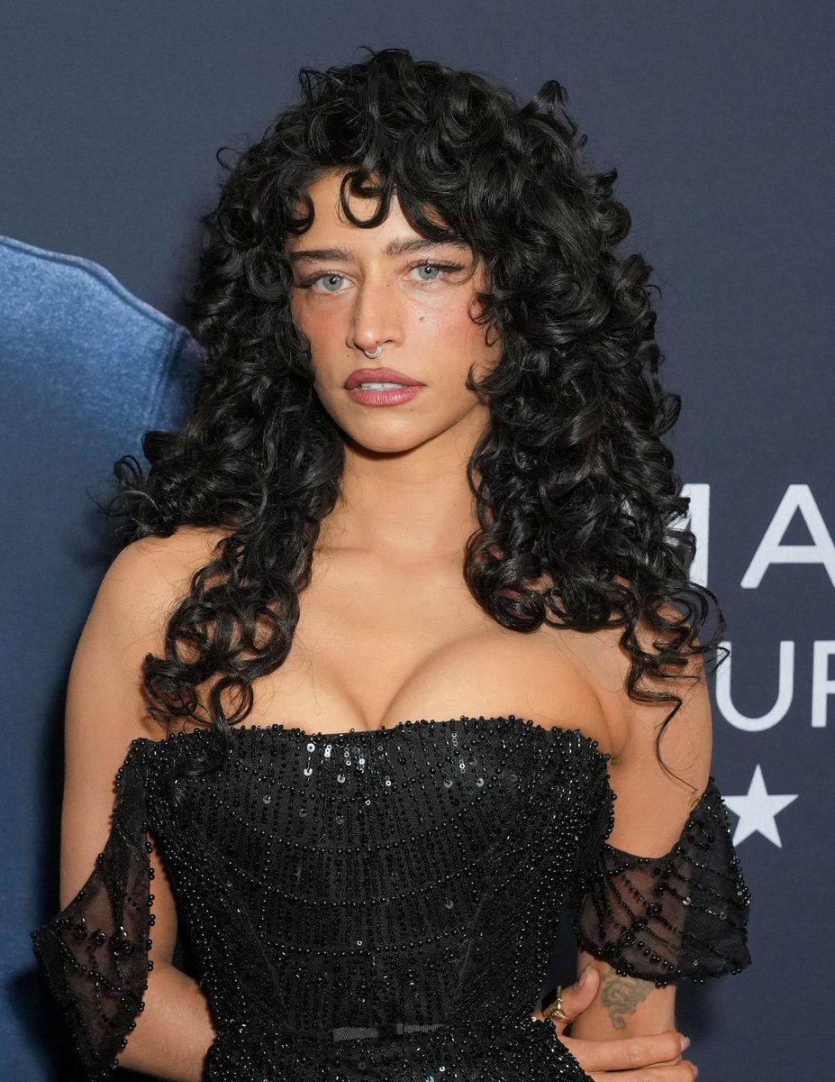 nacaomarvell's tweet photo. Odessa A’zion está sendo considerada para o papel de Vampira no filme dos X-Men da Marvel Studios.

(via: @JamesMackwl) https://t.co/g5d611sFTr