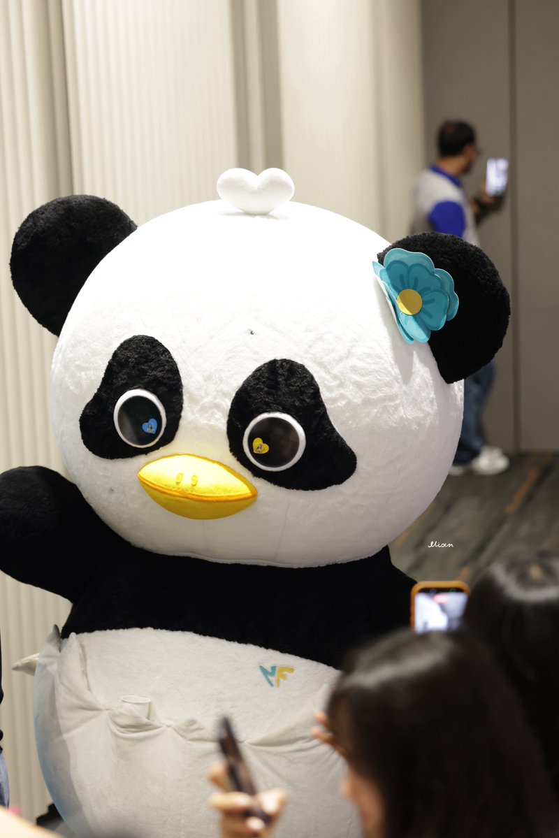 Mianmian_95's tweet photo. น่ารักมากกก~

#SiamParagonxTCEX2026xGMMTV
 #LUNAR https://t.co/1iRoPCYNWz
