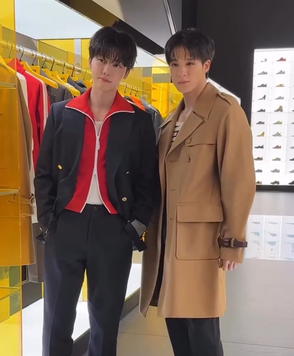 jaeminners's tweet photo. jeno and jaemin looks so good today… ♥️

#OnitsukaTigerxJENO 
#OnitsukaTigerxJAEMIN 
#NCTJNJMxOnitsukaTiger https://t.co/VwEGrVKjNp