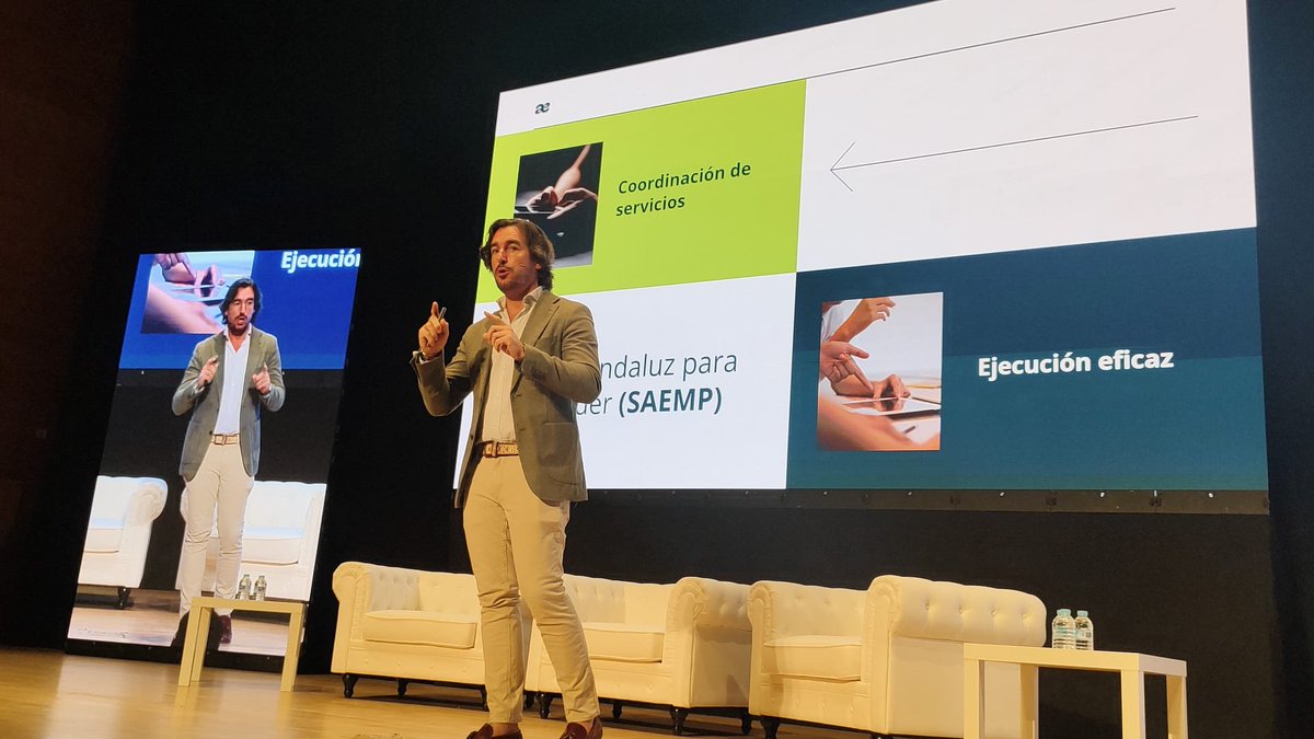 aemprende's tweet photo. 😊2.ª jornada #AlhambraVenture2026

🗣️@javiergonzalEsp, DG @UniversidadAnd, ha presentado el Portal Andaluz de Emprendimiento, la herramienta digital de referencia impulsada por @AndaluciaJunta para apoyar el emprendimiento.

🔴Sigue todo en directo desde: https://t.co/iKvdFMNXz1 https://t.co/3BK6eNkyyi