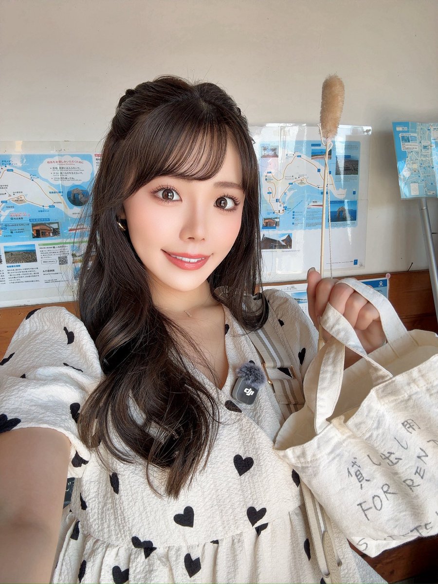 izumi_natukawa's tweet photo. 🐈✨ご報告✨🐈

このたび、福岡県新宮町
相島（猫の島）公式アンバサダー
に就任しました🌊🐾

そして、会員ナンバー No.1をいただきました👏🏻✨

相島は、CNNで「世界6大猫スポット」の一つとして紹介された、世界中から愛される特別な島です🐈🌏

でも、魅力は猫ちゃんだけではありません。

美しい自然や景色、島の歴史、人の温かさなど、たくさんの魅力が詰まっています🩵

だからこそ、島のルールやマナー、美しい環境や猫ちゃんたちが安心して暮らせる環境を未来へつないでいく大切さも、一緒に発信していきたいと思っています🐾✨

たくさんの方に相島を好きになっていただけるよう頑張ります！

応援よろしくお願いします🩵

#相島 #猫の島 #福岡県 #新宮町 #相島アンバサダー
