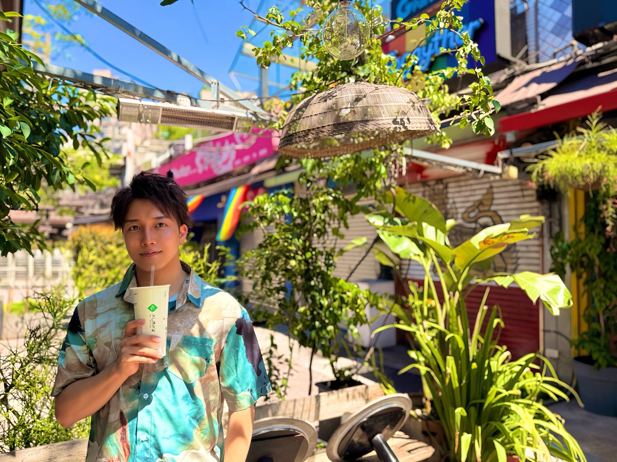 1112toto8's tweet photo. 台湾、暑過ぎて溶けそう🫠笑

台湾真的很熱🇹🇼

#西門町 https://t.co/abor63kl4f