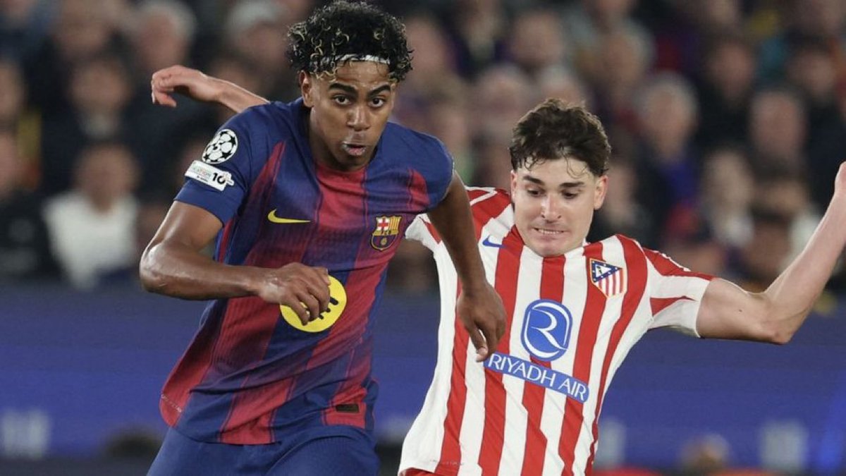 ayubafootball's tweet photo. 🚨🎙️Lamine Yamal on Julian Alvarez: "We wait for him with open arms at Barcelona."

"Julian surely is that kind of player everybody wants to play with; he's just perfect for Barcelona's style."

"He's a top player; we all know that. I hope he joins the club." https://t.co/F3XE8nArXL